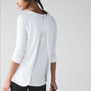 Lululemon Making Moves Long Sleeve (Size 4)